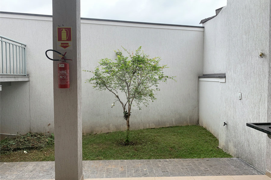 Casa à venda com 2 suítes no condomínio Residencial Pitangueiras, São Paulo - SP