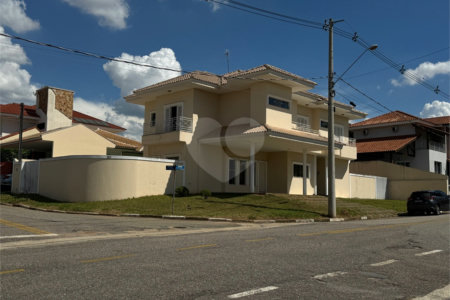 Casa à venda ou para alugar com 4 quartos, sendo 2 suítes, no condomínio Ibiti do Paço, Sorocaba - SP