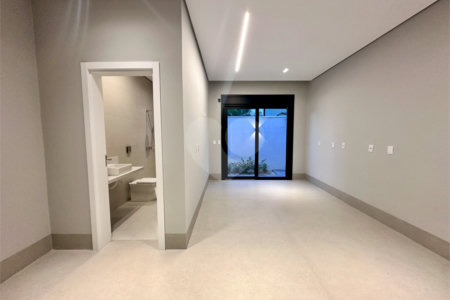 Casa à venda com 4 suítes no condomínio Supremo Itália, Cuiabá - MT