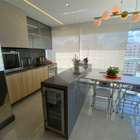 Apartamento à venda com 3 suítes em Vila Pompéia, São Paulo, SP