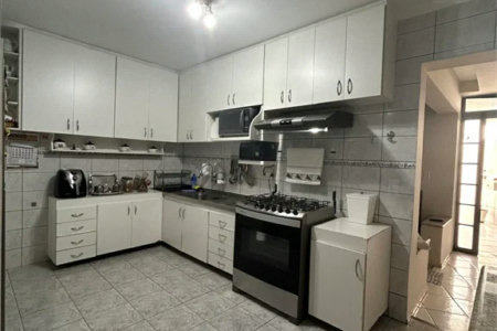 Sobrado à venda com 3 quartos, sendo 1 suíte, em Jardim Jussara, São Paulo, SP