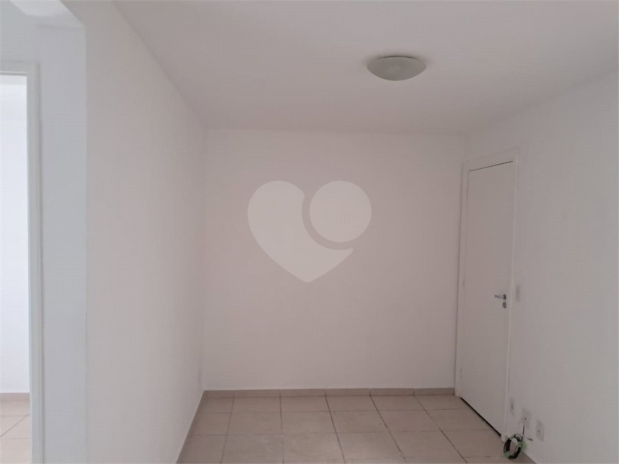 Apartamento à venda com 2 quartos em Distrito Industrial Miguel Abdelnur, São Carlos, SP