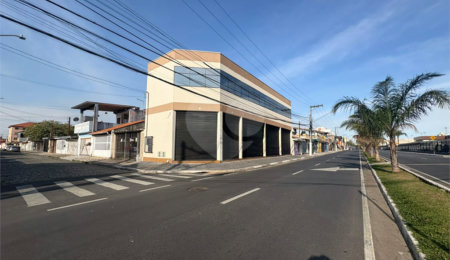 Salão para alugar em Parque Suzano, Suzano, SP