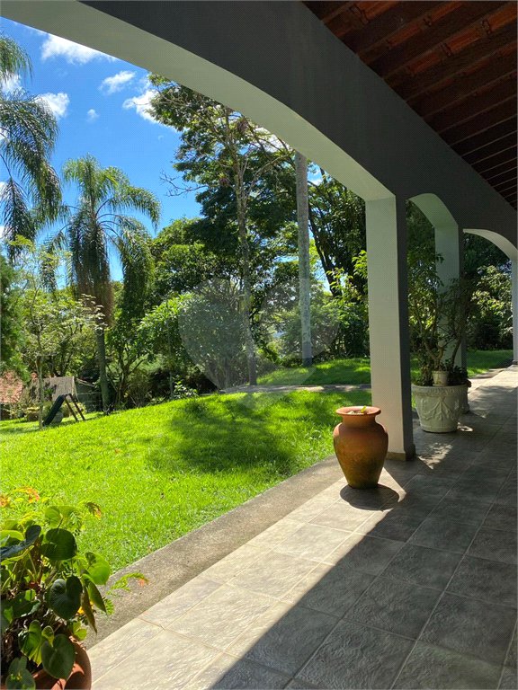 Sítio à venda com 4 quartos, sendo 3 suítes, em Aguas de Igaratá, Igaratá, SP