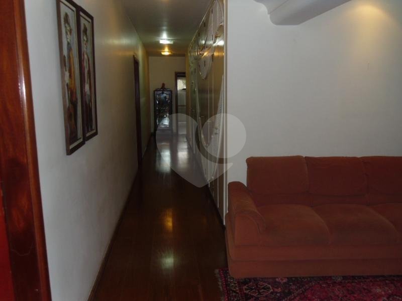 Apartamento à venda com 4 suítes em Real Parque, São Paulo, SP