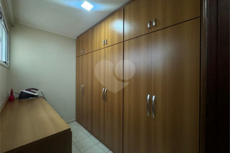 Apartamento à venda com 3 quartos, sendo 1 suíte, no Centro, Ribeirão Preto, SP