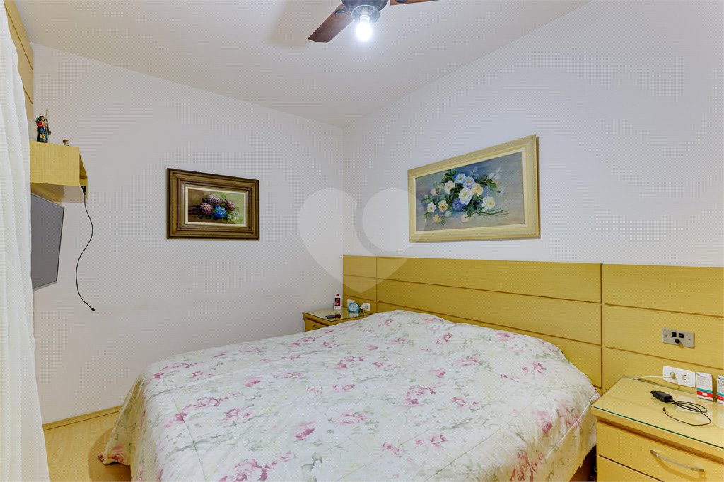 Casa à venda com 3 quartos, sendo 1 suíte, em Alto da Boa Vista, São Paulo, SP