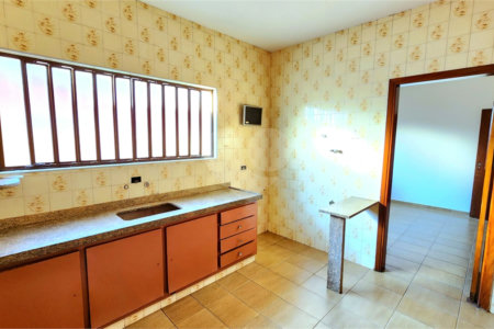Casa à venda com 3 quartos, sendo 1 suíte, no Centro, Araraquara, SP