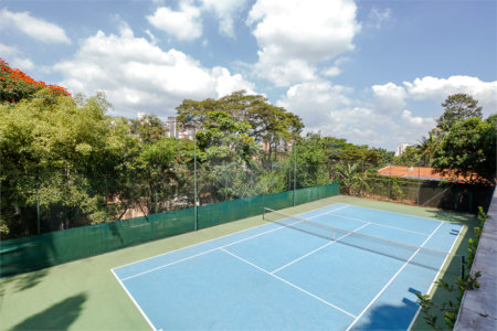 Apartamento à venda com 3 quartos, sendo 2 suítes,  em Alto da Boa Vista, São Paulo, SP