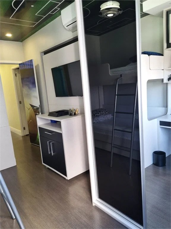 Apartamento à venda com 3 suítes em Vila Suzana, São Paulo, SP