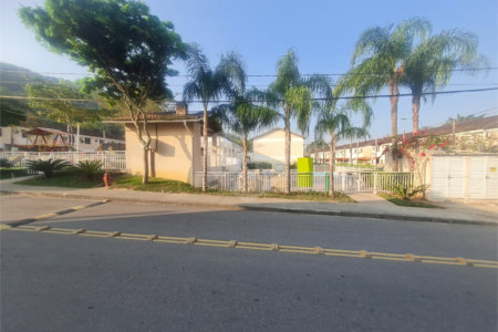 Casa para alugar com 2 quartos no condomínio Caminho do Park, Rio de Janeiro - RJ