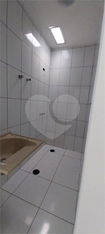 Sobrado à venda com 3 quartos, sendo 1 suíte,  em Jardim Regis, São Paulo, SP