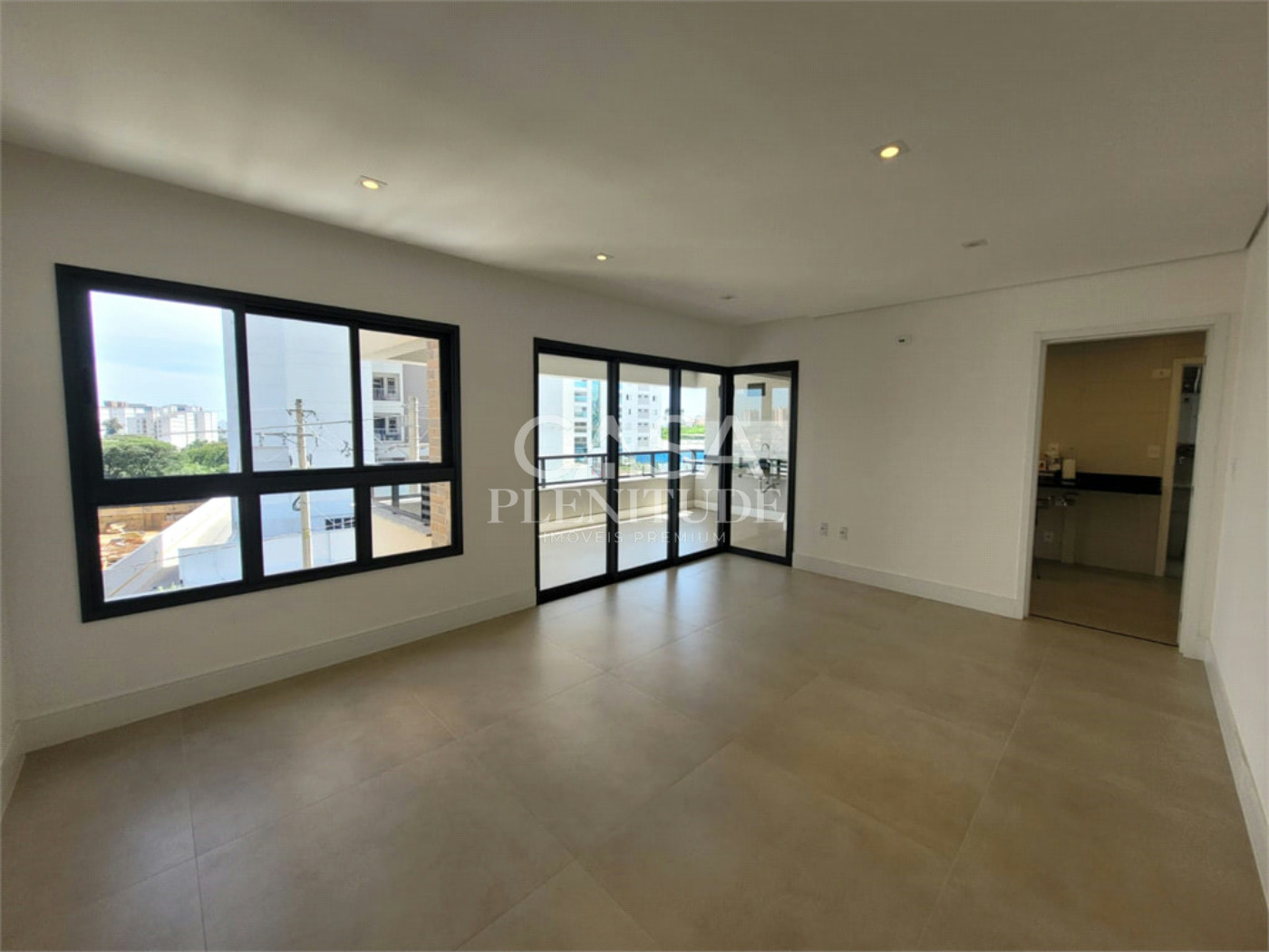 Apartamento à venda com 3 suítes em Parque Campolim, Sorocaba, SP