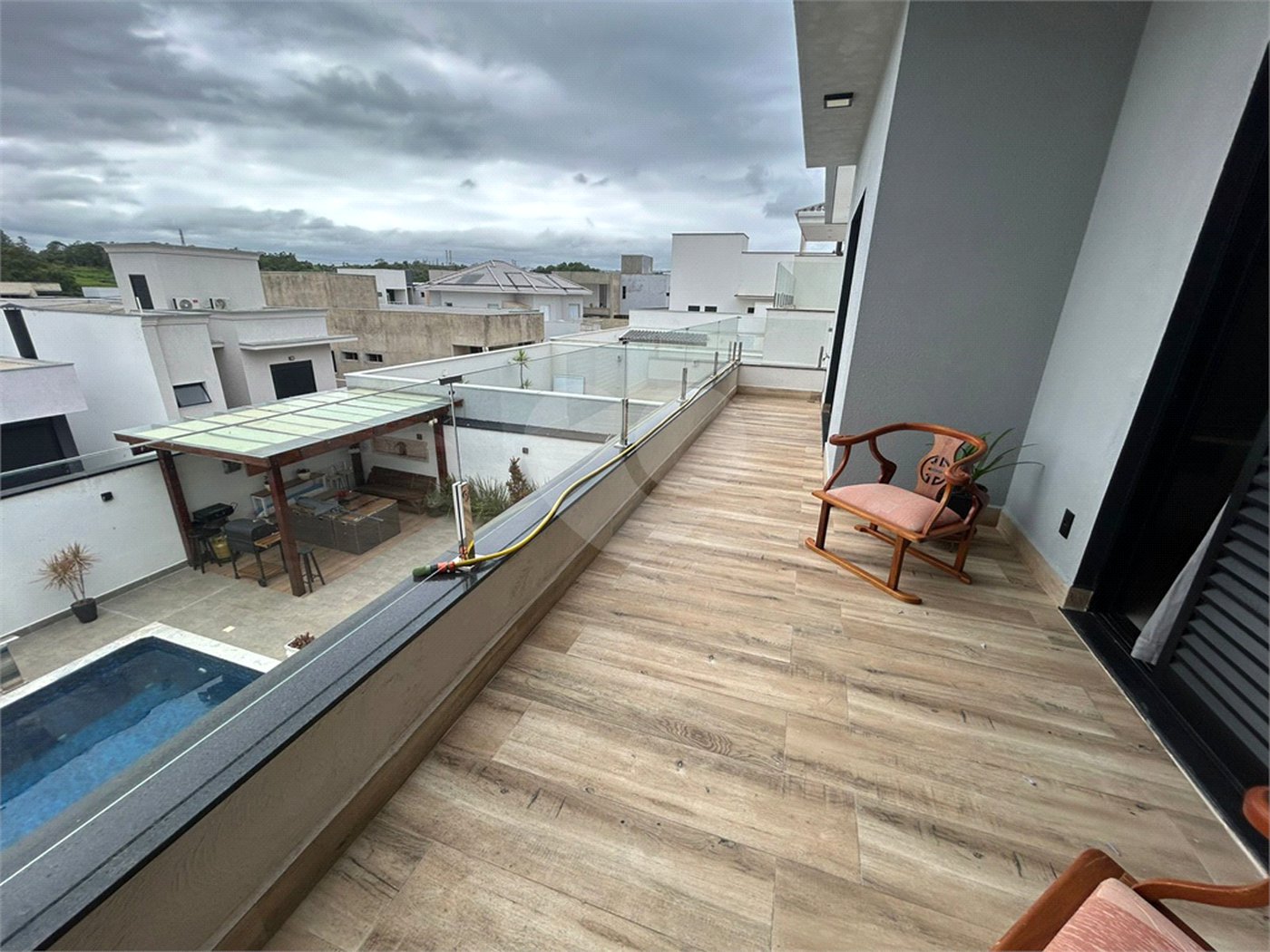 Casa à venda com 3 suítes no condomínio Renascence Residencial, Sorocaba - SP