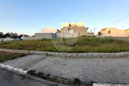 Terreno para alugar em Laranjeiras, Caieiras, SP