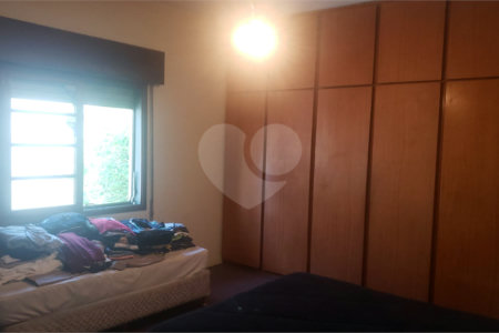 Sobrado à venda com 3 quartos em Jardim São Bento, São Paulo, SP