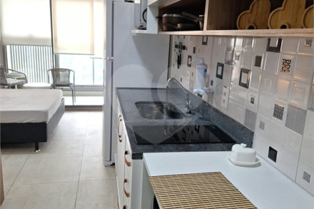 Apartamento à venda com 1 quarto em Santo Amaro, São Paulo, SP