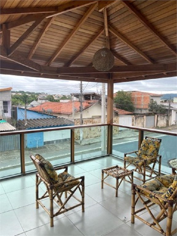 Sobrado à venda com 3 quartos, sendo 2 suítes,  em Jardim Alvinópolis Ii, Atibaia, SP