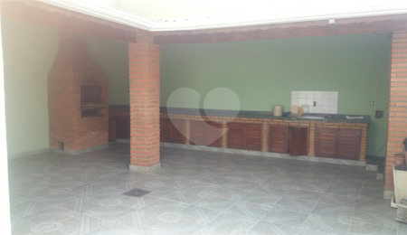 Sobrado à venda com 3 quartos, sendo 1 suíte, em Horto, São Paulo, SP
