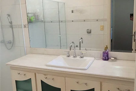 Sobrado à venda com 4 quartos, sendo 3 suítes, em Brooklin Paulista, São Paulo, SP