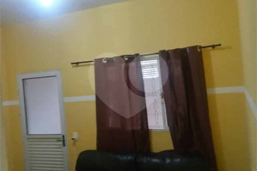 Sobrado à venda com 4 quartos em Tremembé, São Paulo, SP