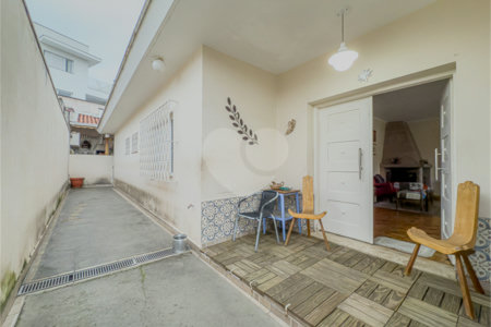 Casa à venda com 3 quartos, sendo 2 suítes,  em Jardim da Saúde, São Paulo, SP