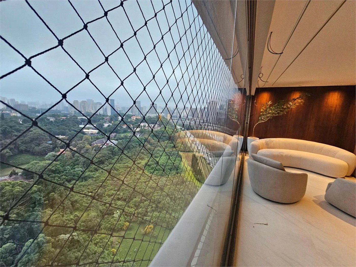Apartamento à venda com 3 suítes em Jardim Morumbi, São Paulo, SP