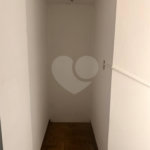 Sobrado à venda com 2 quartos em Vila Zat, São Paulo, SP