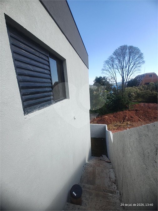 Casa à venda com 2 quartos, sendo 1 suíte, em Jardim Santo Antônio, Atibaia, SP