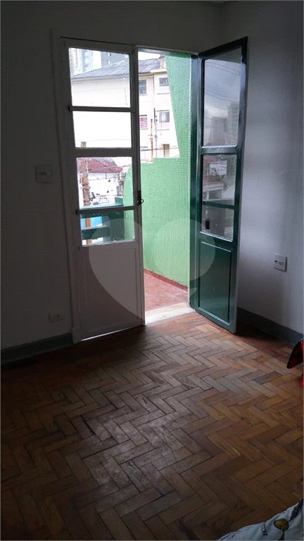 Sobrado a Venda na Mooca, com 248 m²