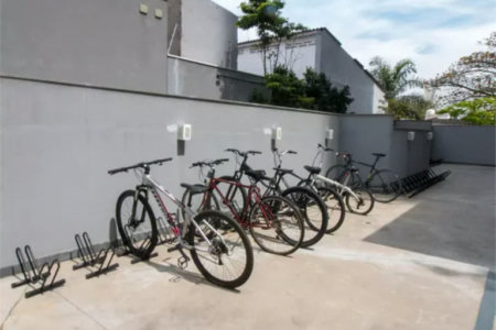 Apartamento à venda com 2 quartos em Vila Cordeiro, São Paulo, SP