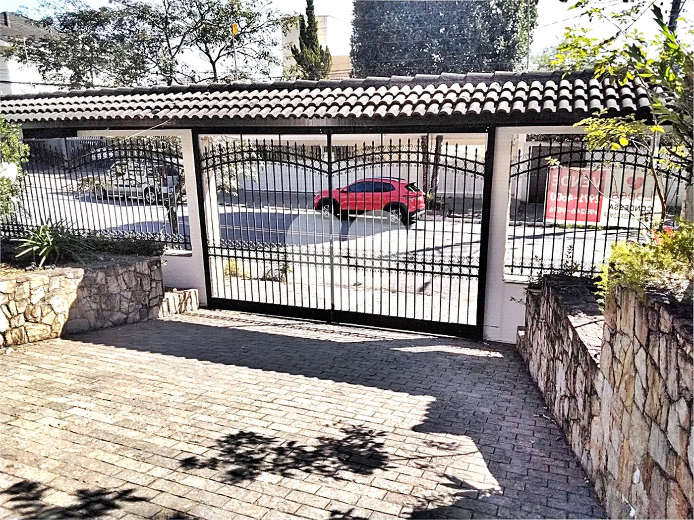 Sobrado à venda com 4 quartos, sendo 2 suítes, em Jardim São Bento, São Paulo, SP