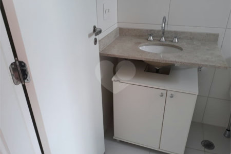 Apartamento à venda com 3 suítes em Santa Teresinha, São Paulo, SP