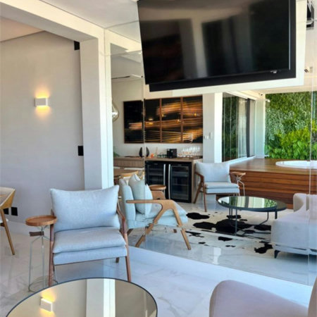 Apartamento com 1 quarto com hidromassagem e vista para o mar à venda em Aparecida - SP