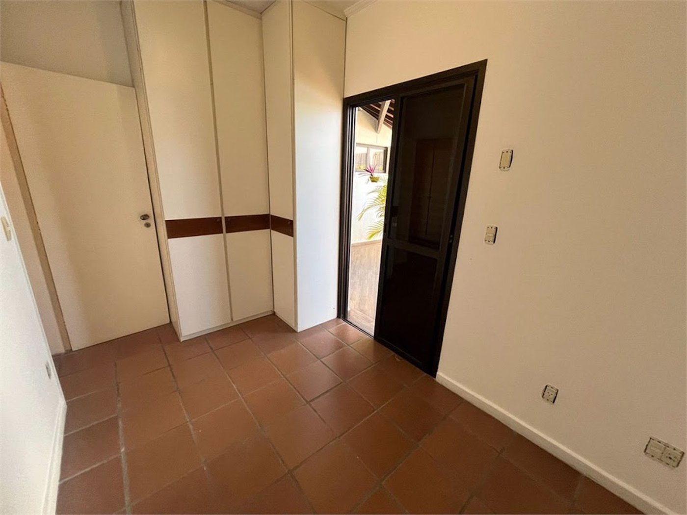 Apartamento com 4 dormitórios à venda, 259 m² por R$ 900.000,00 - Jardim Três Marias - Guarujá/SP