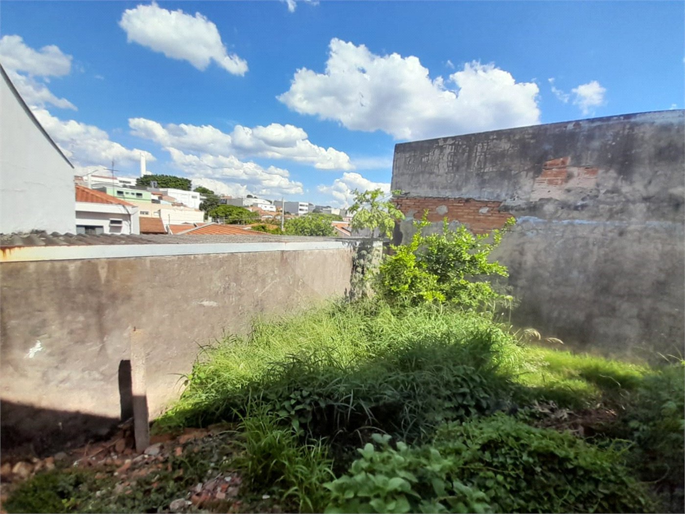 Casa à venda na Rua José Bonifácio - Vila Prado, São Carlos