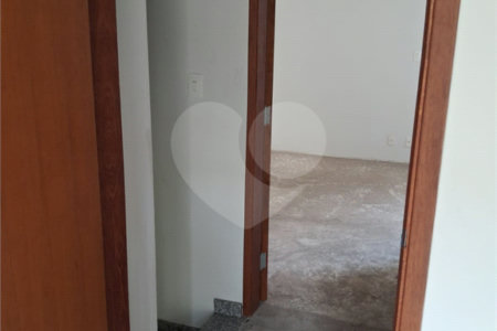 Casa à venda com 2 suítes no condomínio Residencial Vila de Motalegre, São Paulo - SP