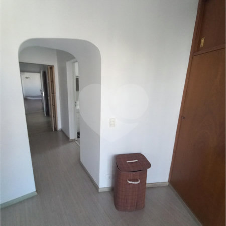 Apartamento à venda com 3 quartos, sendo 1 suíte, em Vila Andrade, São Paulo, SP