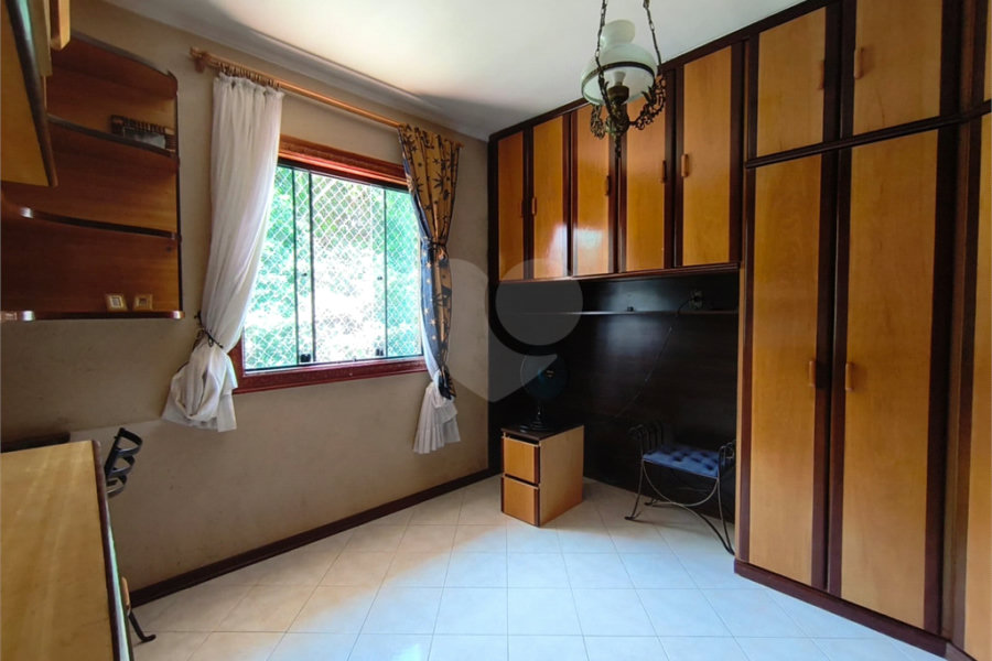 Sobrado à venda com 3 quartos, sendo 1 suíte, em Tremembé, São Paulo, SP