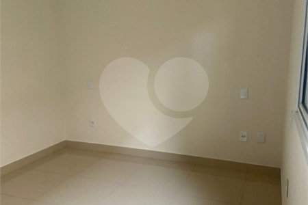 Casa à venda ou para alugar com 3 suítes no condomínio Portal das Tipuanas, Araraquara - SP