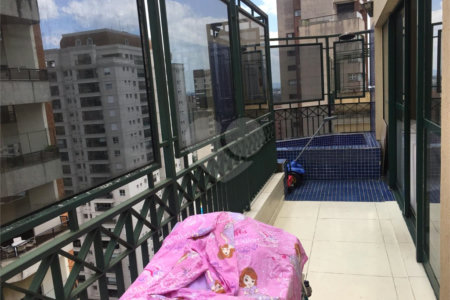 Apartamento à venda com 3 suítes em Vila Suzana, São Paulo, SP