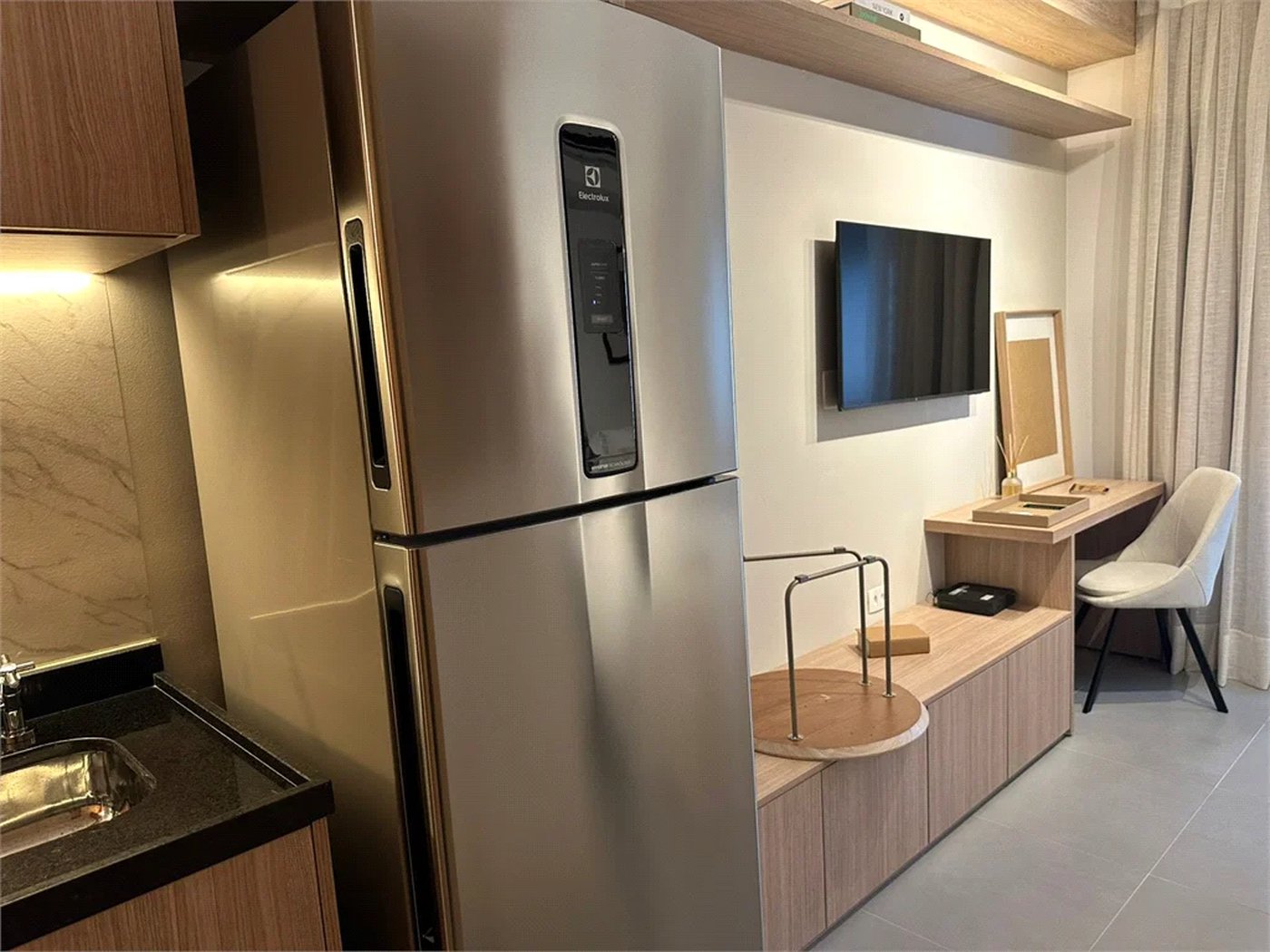 Apartamento à venda ou para alugar com 1 suíte em Pinheiros, São Paulo, SP