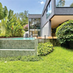 Casa à venda com 3 suítes no condomínio Reserva Santa Maria, Jandira - SP