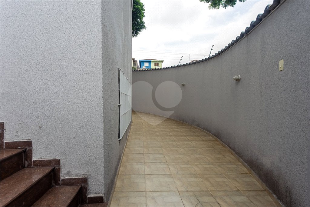 Sobrado à venda com 3 quartos, sendo 1 suíte,  em Parque Jabaquara, São Paulo, SP