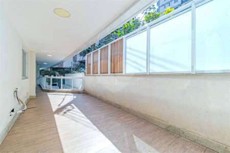 Apartamento à venda com 3 quartos, sendo 1 suíte, em Lagoa, Rio de Janeiro, RJ