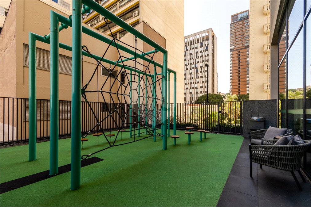 Apartamento à venda com 3 suítes em Pinheiros, São Paulo, SP