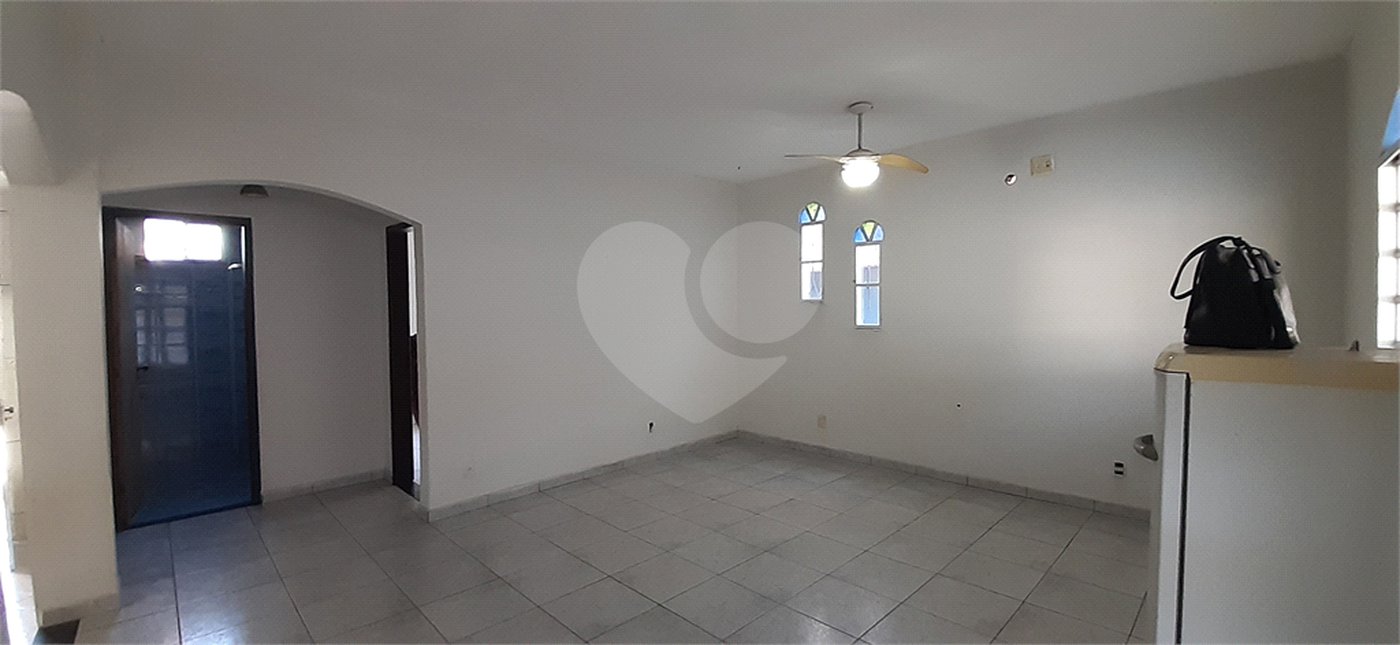 Casa à venda com 2 quartos, sendo 1 suíte, em Campo Grande, Rio de Janeiro, RJ