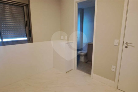 Apartamento à venda com 2 suítes em Indianópolis, São Paulo, SP