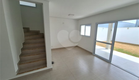 Casa à venda com 3 quartos, sendo 1 suíte,  no condomínio Villagio Montalcino, Vinhedo - SP