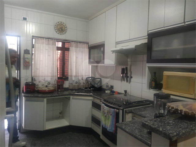 Sobrado à venda com 3 quartos, sendo 1 suíte,  em Vila Guilherme, São Paulo, SP